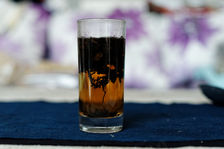 Shu Cha en infusion verre d'eau