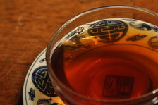 Des puerh <span class='translation'>(Pu Er tea)</span> fermentés qui présentent plus de similitudes Copyright Sébastien Vacuithé