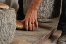 Traditional production the puerh <span class='translation'>(Pu Er tea)</span> Wu Yi today