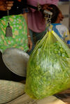  Sales of fresh leaves in a small producer in Pu'er