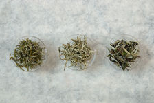 Mao Feng, Bai Hao Yinzhen et Bai Mu Dan