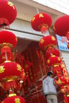  Shop New Year decorations in Yunnan