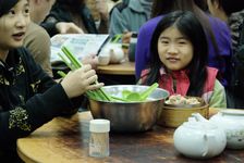 Tea House (Dim Sum Yam Cha) Hong Kong People