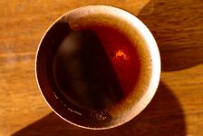 Tasse de puerh <span class='translation'>(Pu Er tea)</span> agé