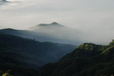 Brume dans les montagnes de Taiwan